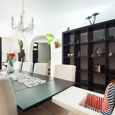Tauro Terrace *